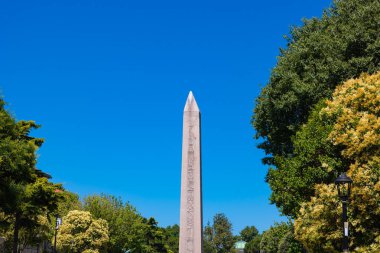 Sultanahmet Meydanı 'nda Theodosius' un Obelisk 'i. İstanbul arkaplan fotoğrafının simgeleri. 