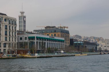 İstanbul 'un Karaköy ilçesindeki Peninsula Oteli. İstanbul 'da lüks oteller. İstanbul Türkiye - 3.4.2023