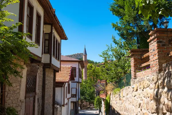Calles Beypazari Con Árboles Edificios Tradicionales Viaje Ankara Foto Fondo —  Fotos de Stock