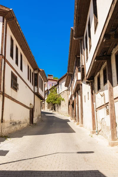 Δρόμος Στην Περιοχή Μπεϊπαζάρι Της Άγκυρας Παραδοσιακά Σπίτια Της Beypazari — Φωτογραφία Αρχείου