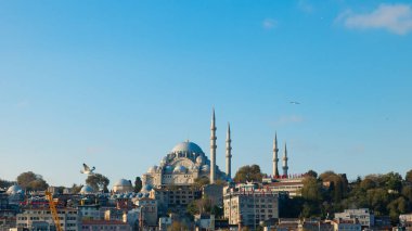 Sabah Haliç 'ten Süleyman Camii. İstanbul arkaplan fotoğrafının simgeleri.