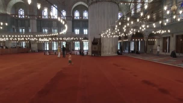 Vista Interior Sultan Ahmed Sultanahmet Mezquita Azul Video Estambul Turkiye — Vídeos de Stock