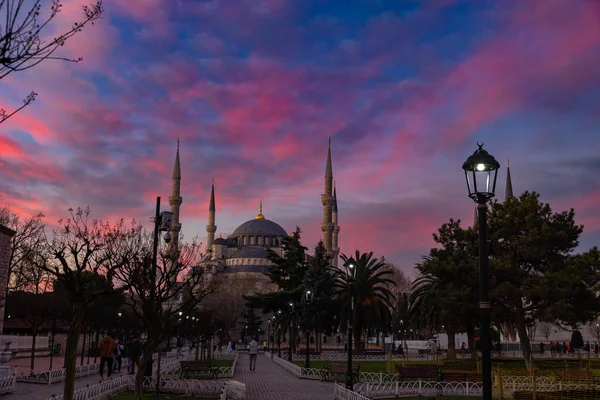 Султанахам Або Султан Ахмед Або Блакитна Мечеть Вид Драматичними Хмарами — стокове фото