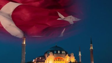 Türk Bayrağı 4K video dalgalı Ayasofya Camii.