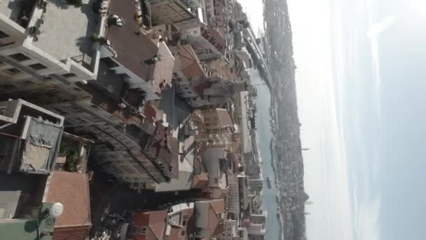 Galata Kulesi Nden Stanbul Manzarası Balkonda Turistler Stanbul Türkiye 2023 — Stok video