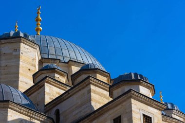 Eminonu Yeni Camii 'nin mimari detayları ya da İstanbul' daki Yeni Cami. İslami arkaplan.