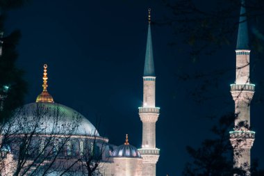 Ramazan veya İslami konsept fotoğraf. Sultanahmet ya da geceleri Mavi Cami. Kadir Gecesi veya Laylat al-Qadr kavramı.