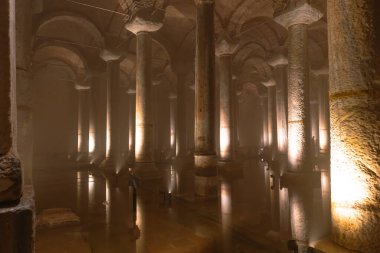 İstanbul, Yerebatan Sarnici olarak da bilinen Bazilika Sarnici. İstanbul Türkiye - 8.3.2022