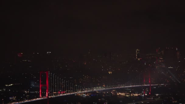 Isztambuli Háttérvideó Bosphorus Bridge Más Néven Július Mártírok Hídja Reflektorfényben — Stock videók