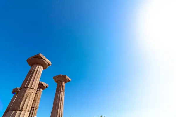 Säulen Des Athenatempels Der Antiken Stadt Assos Mit Kopierraum Für — Stockfoto