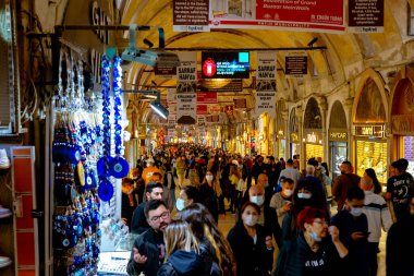 Grand Bazaar veya Kapalicarsi manzarası. İstanbul 'un arka plan fotoğrafını ziyaret et. İstanbul Türkiye - 10.6.2021