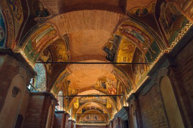 Mozaikli Chora Kilisesi tavanları. İstanbul 'daki Kariye Camii. İstanbul Türkiye - 8.12.2024