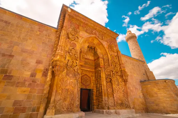 Divrigi Ulu Camii veya Sivas Türkiye 'deki Büyük Divrigi Camii. Unesco Dünya Mirası Binaları.