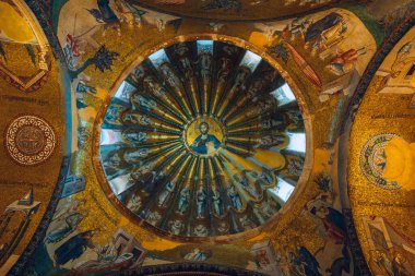 Kariye Camii ya da Chora Kilisesi iç görünümü. İstanbul konsept fotoğrafını ziyaret edin. İstanbul Türkiye - 8.17.2024