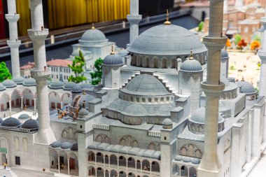 Sultanahmet namı diğer Mavi Cami Modeli, Miniatürk 'teki Tarih Yarımadası Model Sergisi' nde. İstanbul Türkiye - 7.12.2024