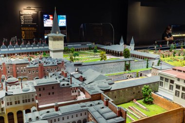İstanbul 'daki Topkapı Sarayı' nın Modeli Miniatürk 'teki Tarihi Yarımada Model Sergisi. İstanbul Türkiye - 7.12.2024