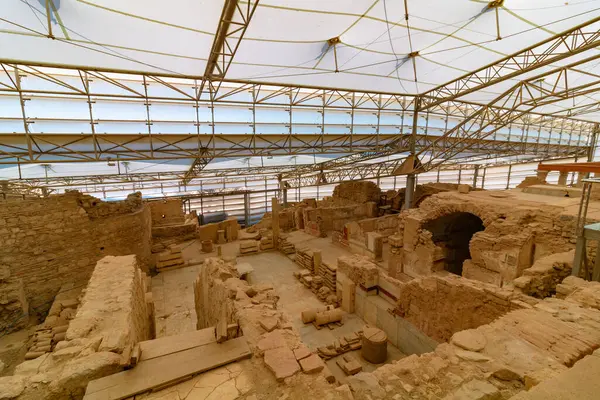 Ephesus 'taki Terrace harabelerinin geniş açılı görüntüsü. İzmir Türkiye - 2.1.2025