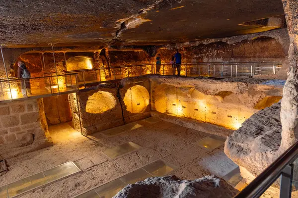 Antik Dara şehrinin mezarlığı. Mardin Türkiye 'deki Dara arkeoloji sahası - 6.26.2025