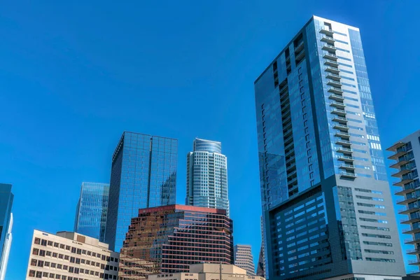 Austin Texas Cityscape 현대의 과푸른 하늘의 하늘을 배경으로 설계된 건물들의 — 스톡 사진
