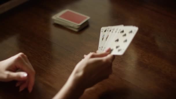 Playing Cards Table Hands Playing Cards Close High Quality Footage — Stockvideo