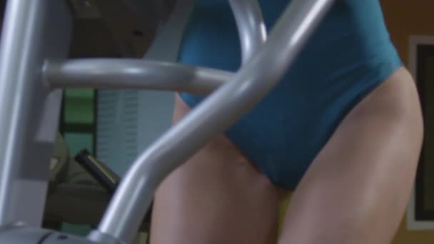Woman Gym Doing Sports Treadmill Buttocks Close High Quality Fullhd — Vídeo de Stock