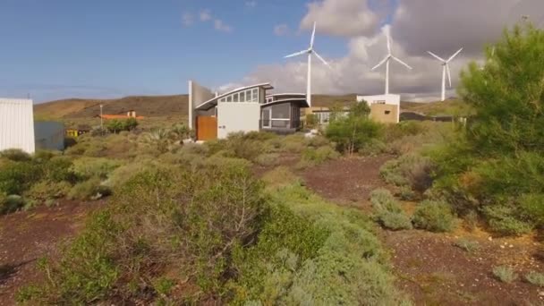 Аерофотозйомка Вітрових Турбін Виробляють Чисту Сталу Енергію Чисту Енергію Майбутнього — стокове відео