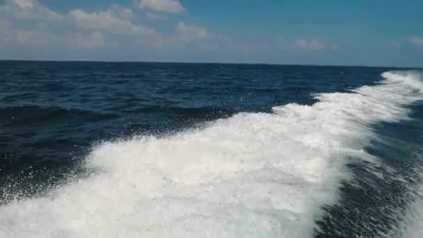 Velatorio Nave Vista Desde Barco Está Moviendo Gran Velatorio Desde — Vídeo de stock