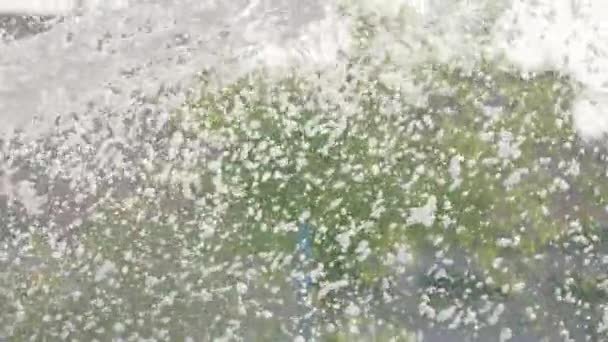 泡沫从消防软管中飞出 用喷射机灭火 后续行动 — 图库视频影像