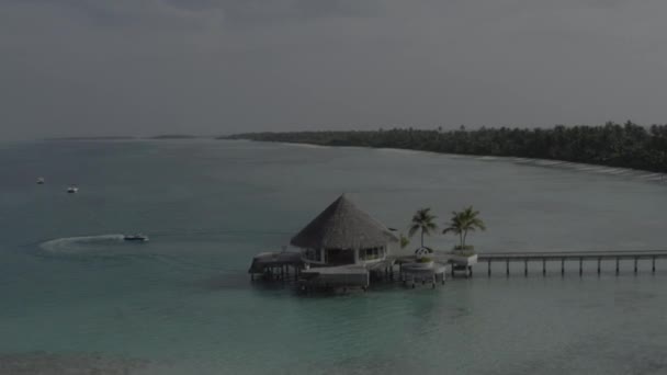 Maldivas Único Bangalô Maldivo Água Cais Nas Maldivas Filmagem Sem — Vídeo de Stock
