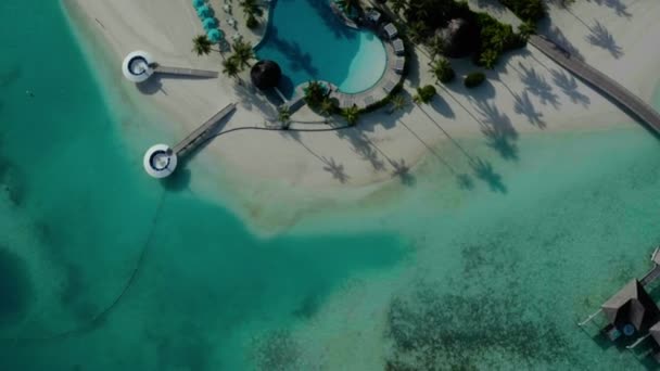 Strzelanina Drona Nad Morzem Malediwach Piękne Fale Morskie Plaże Piasek — Wideo stockowe