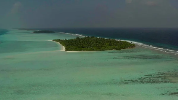 Disparando Desde Dron Sobre Mar Las Islas Maldivas Hermosas Olas —  Fotos de Stock