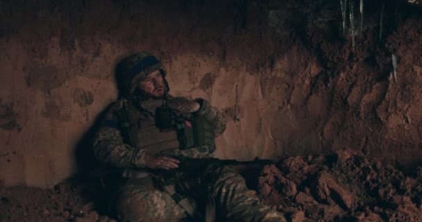 Urain Soldier Sits Bare Ground Dugout Rosary His Hands Prays — Stock Video
