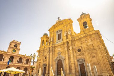 Marsala Katedrali, Sicilya, İtalya ve Avrupa 'nın güneybatısındaki tarihi şehir merkezi..