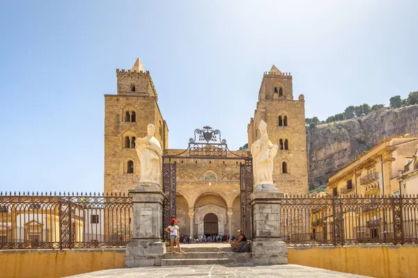 Cefalu Italy July 2023 Duomo Cefalu Cathedral Centre City — Stock Photo, Image