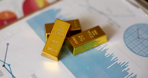 Finansal Tablosu Analizi Istatistikleri Olan Altın Külçeler Değerli Metaller Taşlar — Stok video