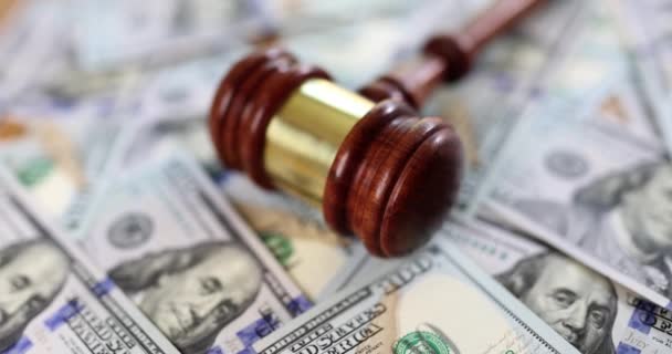 Dinero Del Dólar Juez Martillo Mesa Tribunal Soborno Corrupción — Vídeos de Stock