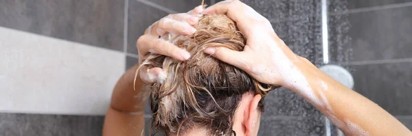 Woman Washes Hair Shampoo Foam Shower Hair Head Hygiene Daily — Fotografia de Stock