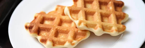 Close Delicious Belgian Waffles White Plate Yummy Breakfast Waffles Dutch — Foto de Stock