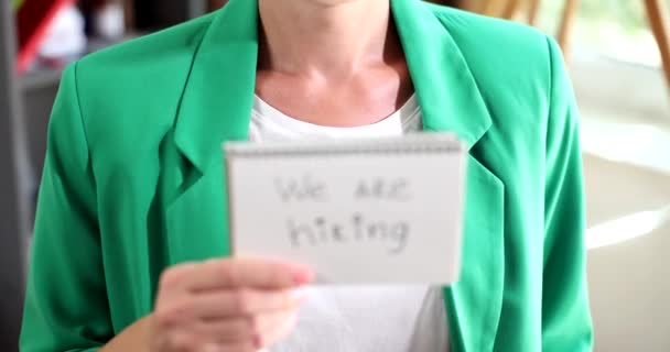 Ofiste Işe Alacağımız Kadını Yaratıcı Personel Satış Yöneticilerini Ara — Stok video