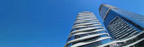 Kontorsbyggnad Med Glasfasader Kontorshotell Modernt Hotell High Rise Komplex Koncept — Stockfoto