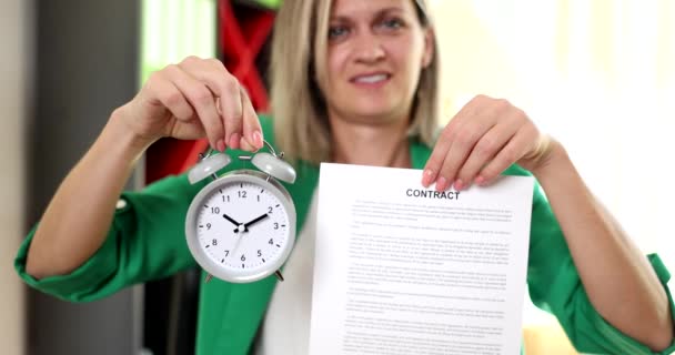 Businesswoman Holding Business Contract Alarm Clock Time Sign Lucrative Financial — Stock Video