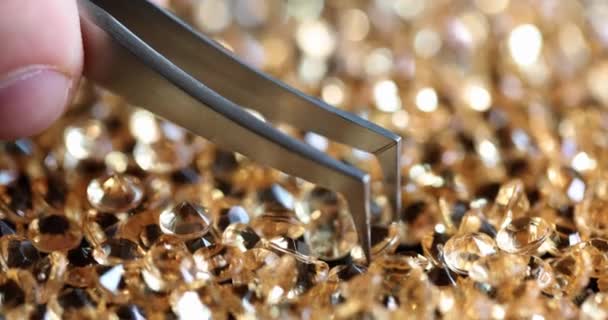 Lots Natural Yellow Diamonds Gemology Tweezers Study Evaluation Stones — Stock Video