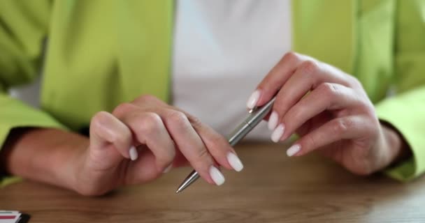 Woman Nervously Holds Pen Workplace Closeup Workplace Stress Nervous Waiting — Vídeos de Stock