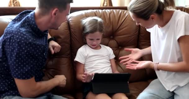 Stop Playing Parents Persuade Scold Child Daughter Tablet Children Addiction — Wideo stockowe