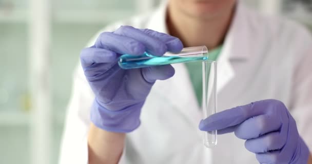Scientist Gloves Pours Blue Transparent Liquid Test Tube Laboratory Home — Video Stock