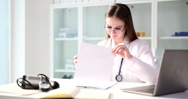Girl Doctor Puts Seal Medical Documents Prescription Prescription Medicines Registration — Stockvideo