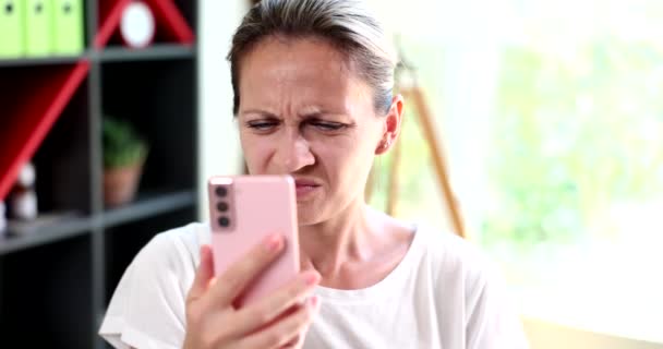 Sad Woman Poor Eyesight Looking Mobile Phone Screen Movie Slow — Vídeo de Stock