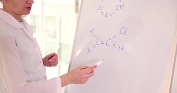 Hand Writes Chemical Formula White Board Closeup Teaching Chemistry Class — Stock Video