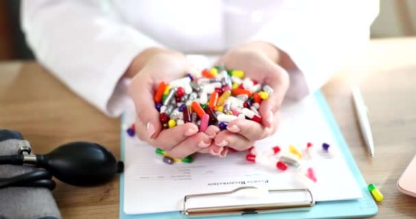 Doctors Hand Holds Many Different Pills Clinic Criteria Medical Choice — Video Stock