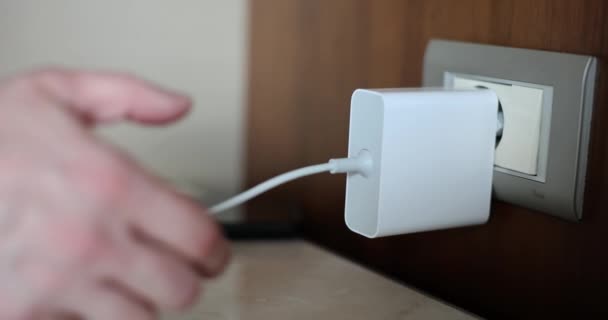 Man Hand Takes Out Charger Mobile Phone Charge Gadgets Correctly — 비디오